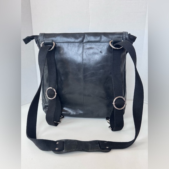 The Sak Ventura Convertible Backpack Crossbody Distressed Black Leather Bag - Picture 3 of 11